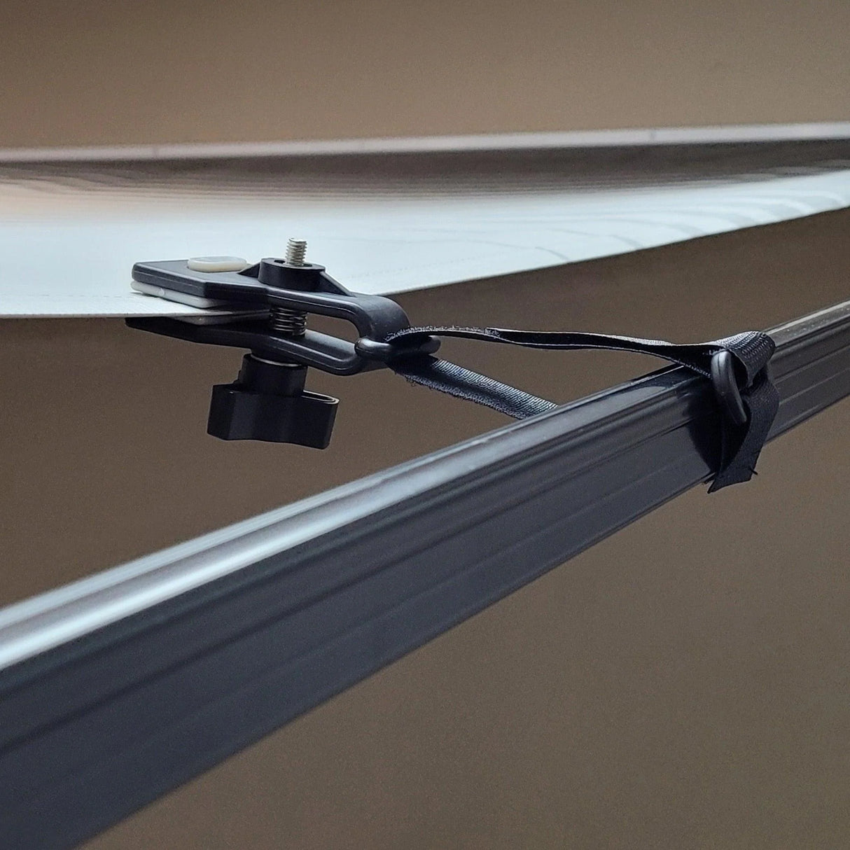 Awning De-flappers - Single x 2