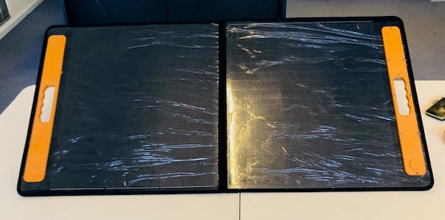 CARAVAN/CAMPING PORTABLE SOLAR PANEL 100W