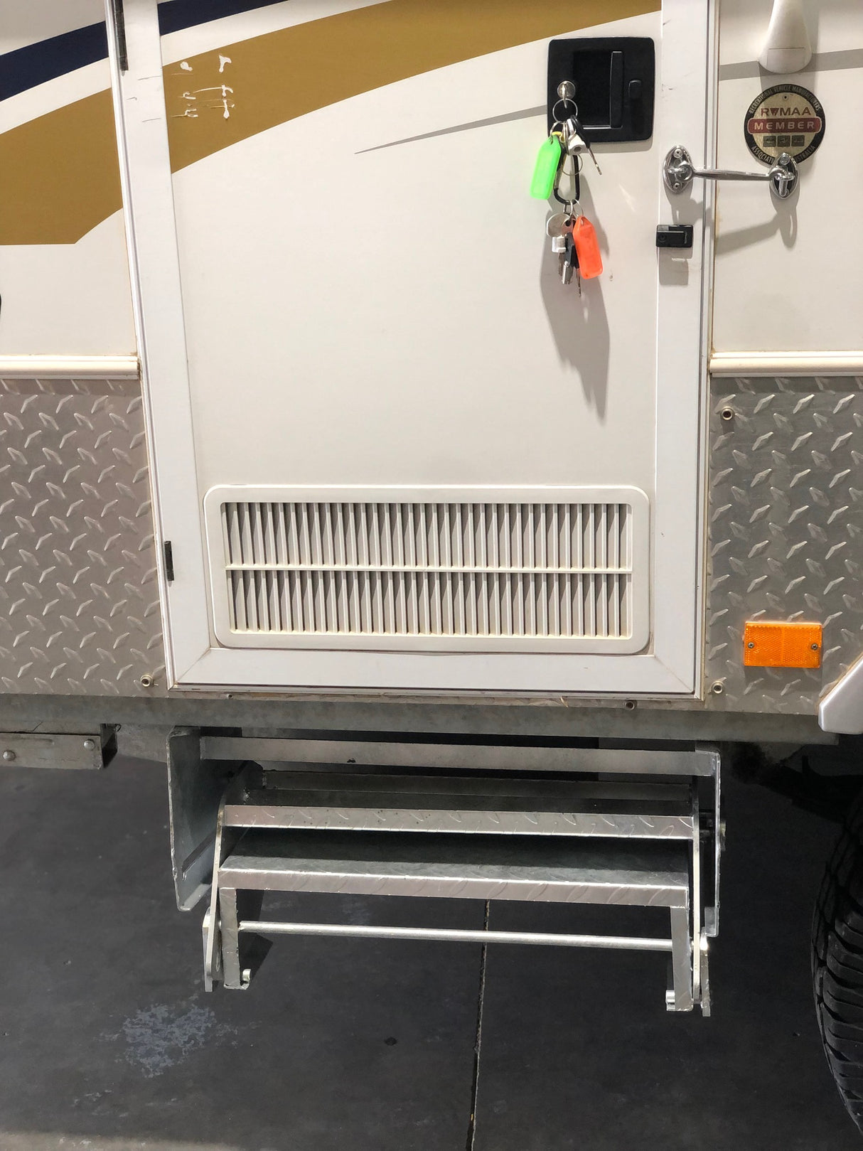 Double Pull-Out Caravan Step - Galvanised Steel