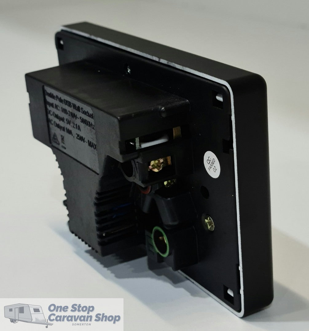 DOUBLE POLE DUAL 240V POWER POINT WITH USB CHARGING - BLACK - 4160B