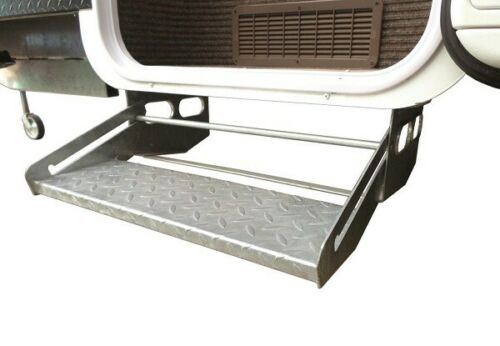 Single Pull-out Caravan Step 530mm-450-01405
