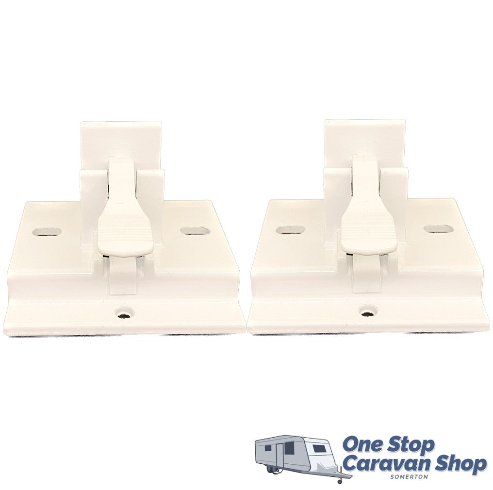 CAREFREE WHITE BOTTOM BRACKET PAIR. 901019W