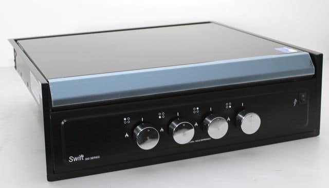 Swift Mini Grill - with 4 Gas Burner