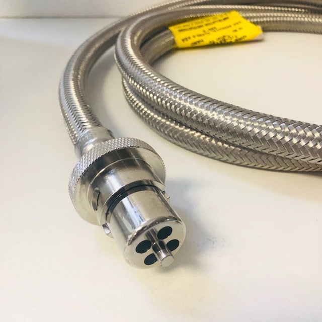 Male Bayonet Hose x 1/4 Fbsp x 2m