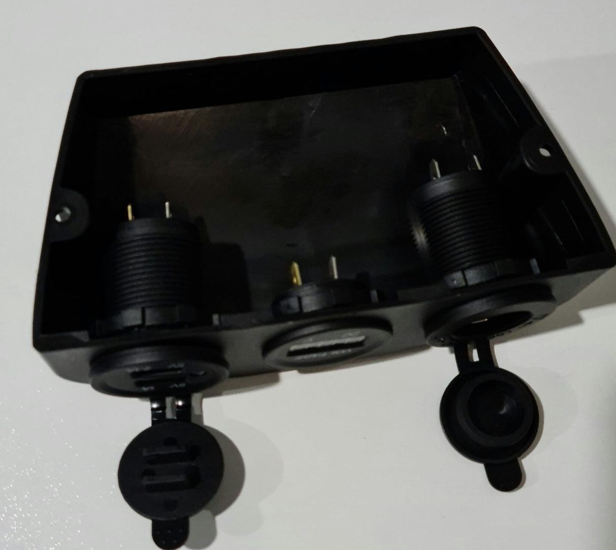 12V Power Gauge with Dual USB - OSCSPVGTUSB