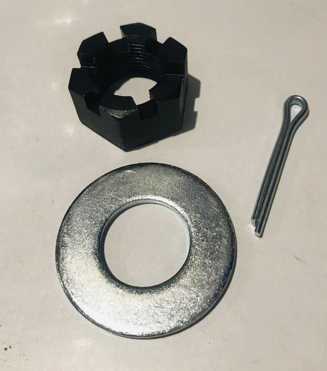 Castellated Axle Nut, Split Pin and Washer Kit (2T)
