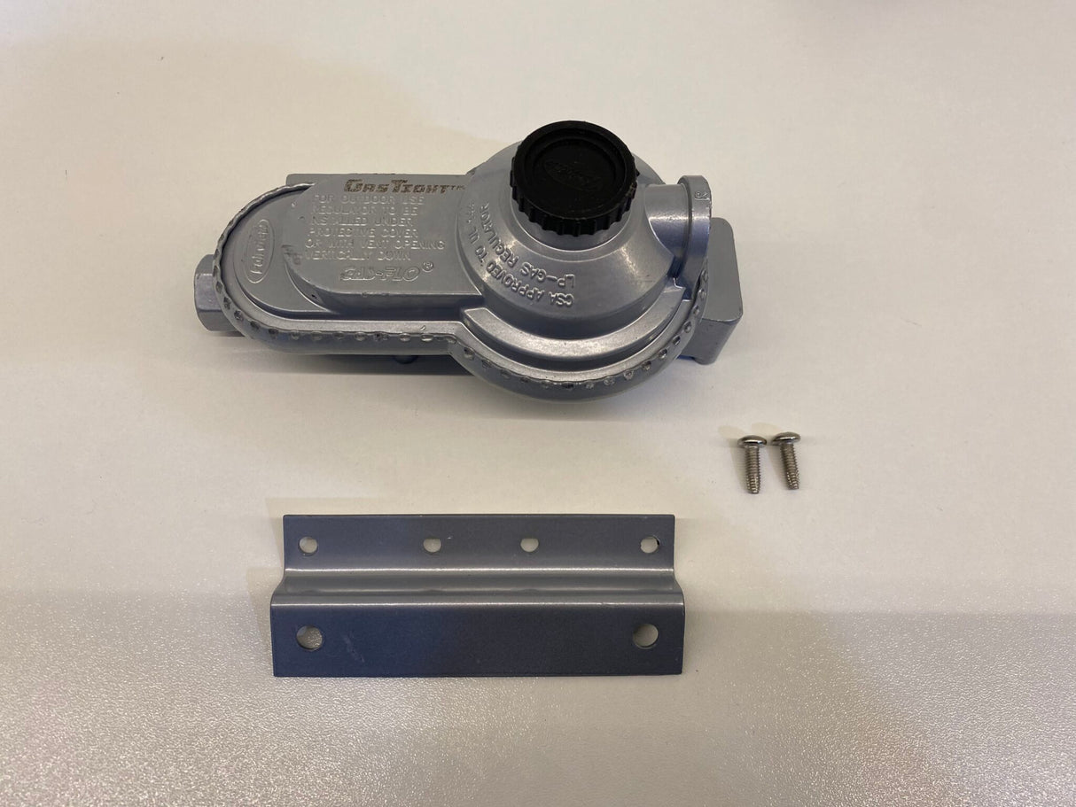 Dual Flexi Pigtail Caravan Gas Regulator Kit LCC27