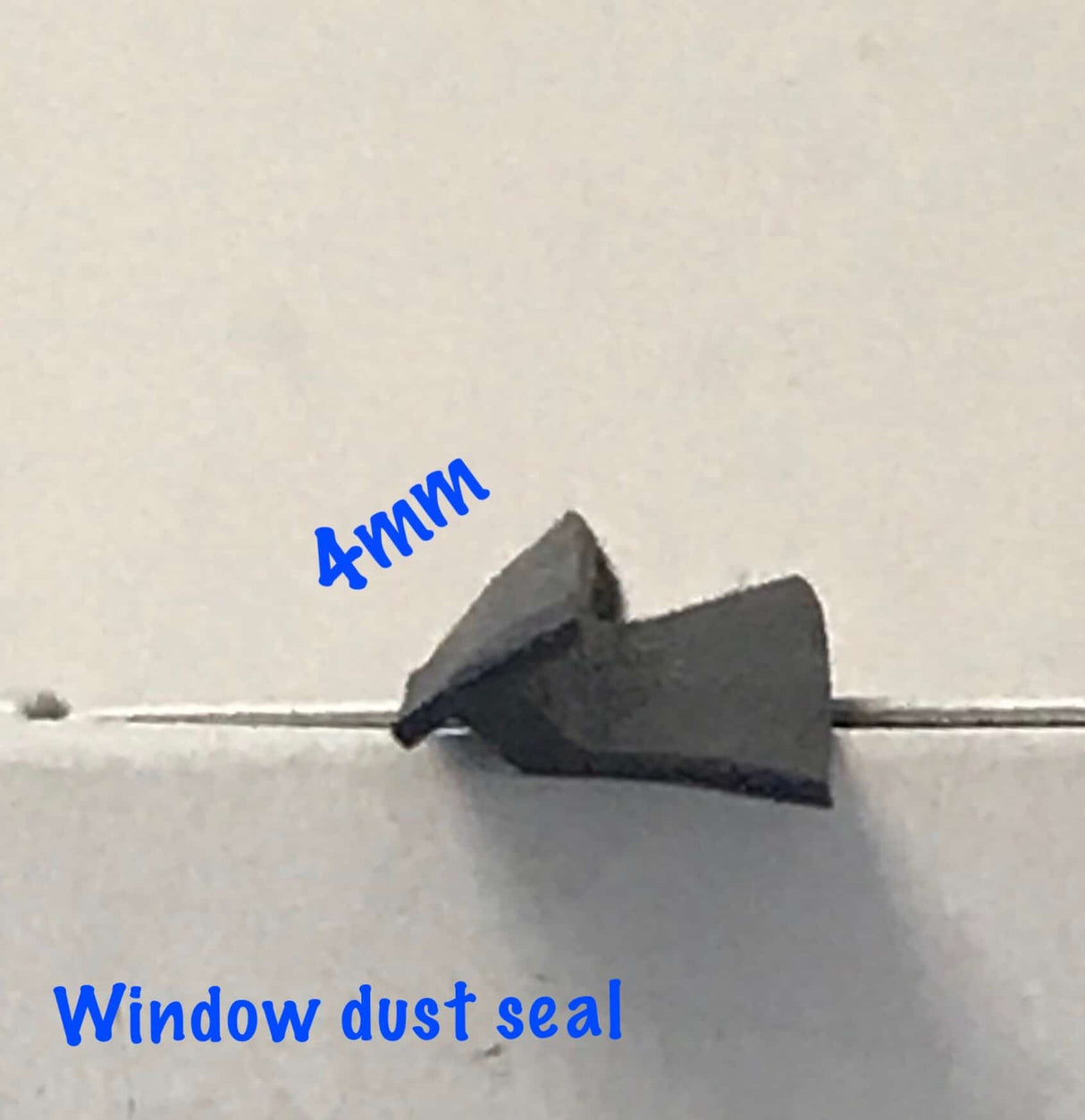 Starlite wind out Window Dust Seal (69030) per metre