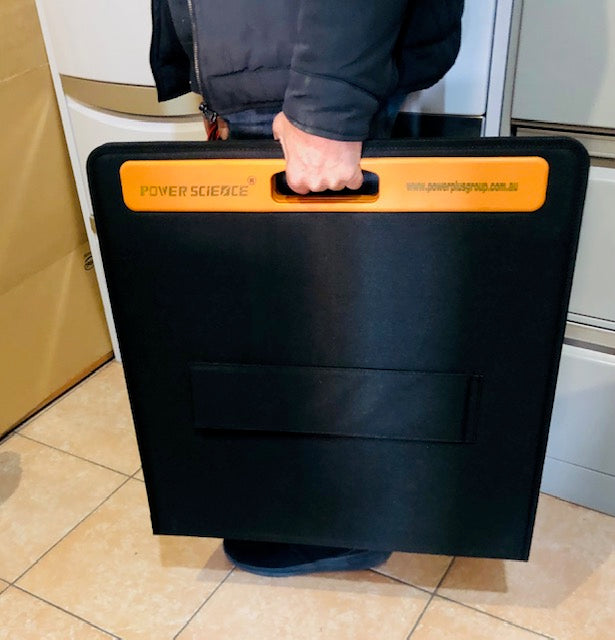 CARAVAN/CAMPING PORTABLE SOLAR PANEL 100W