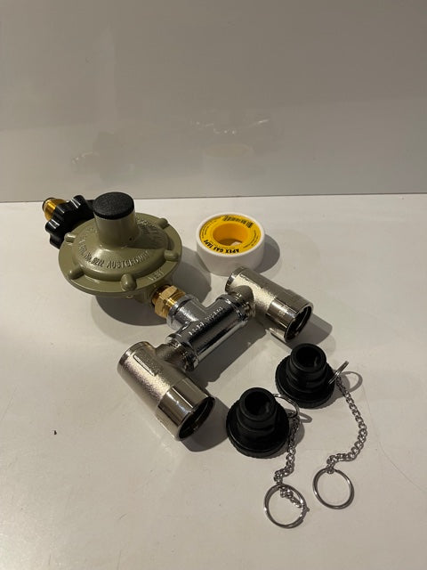 GAS BAYONET ADAPTOR TWIN WITH REGULATOR & DUST CAPS- 52-SDBA-POL