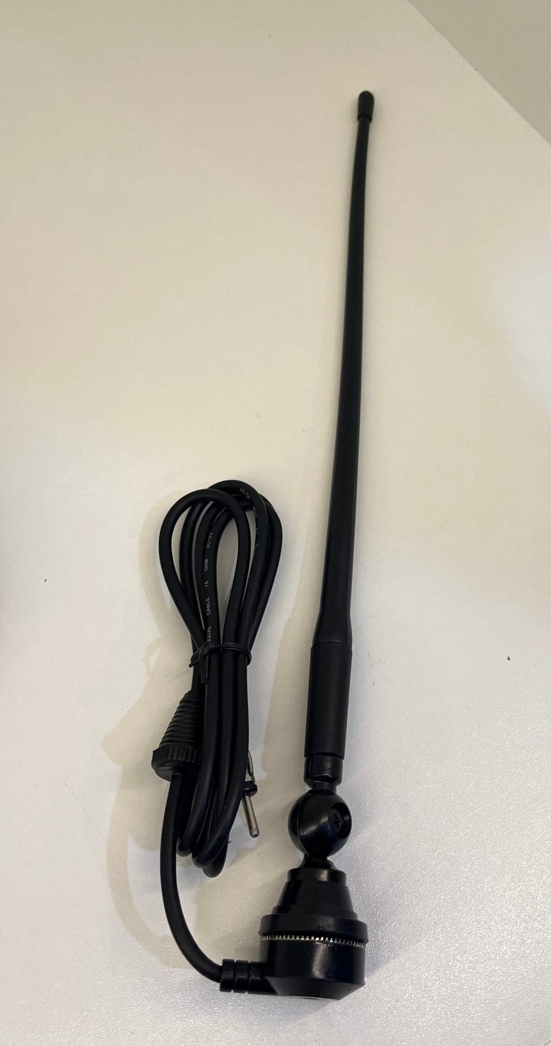 OneX RV Media Antenna - Black (AM/FM)