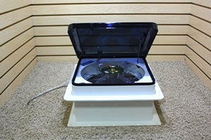 RV/MOTORHOME FAN-TASTIC VENT FAN MODEL 1250
