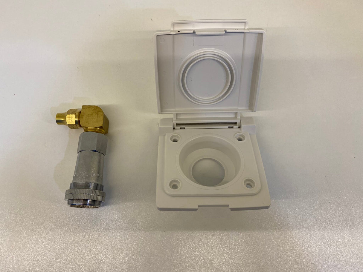 Wall Mount Gas Bayonet Kit w/ White Cover (3pc)